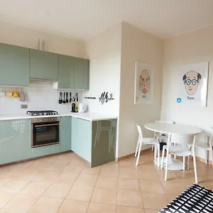 https://famagosta-10.it-lombardy.com